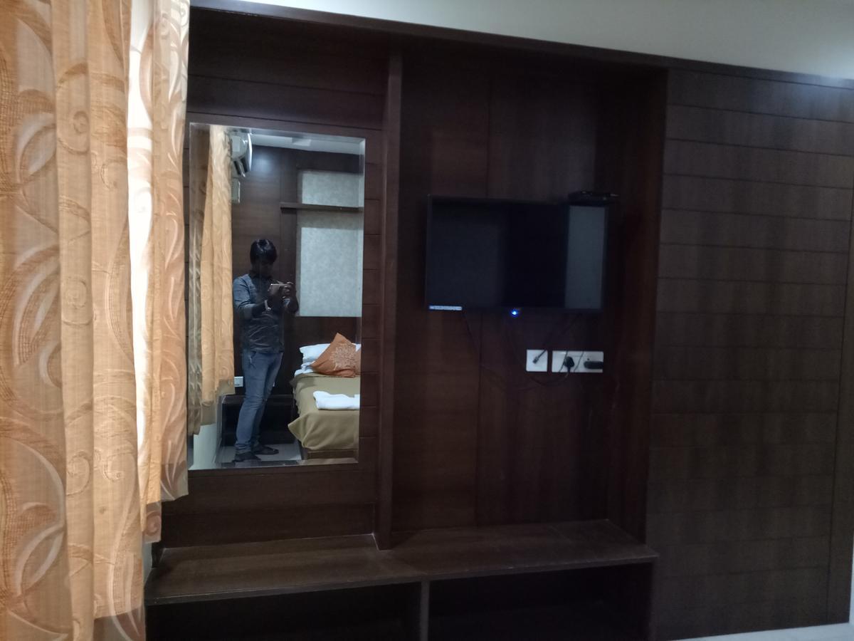 Hotel Deccan Park Hyderabad Eksteriør bilde